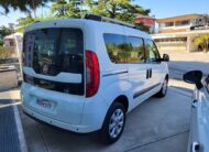 FIAT DOBLO’ 1.6 MJT 95cv LOUNGE 5 POSTI AUTOVETTURA CON GANCIO TRAINO
