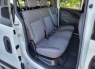 FIAT DOBLO’ 1.6 MJT 95cv LOUNGE 5 POSTI AUTOVETTURA CON GANCIO TRAINO