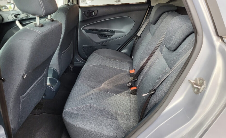 FORD FIESTA 1.4 tdci 70cv 5 PORTE TITANIUM – GUIDABILE DA NEOPATENTATI