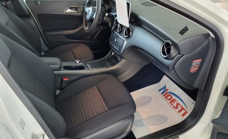 MERCEDES CLASSE A 180d AUTOMATICA 109cv EXECUTIVE
