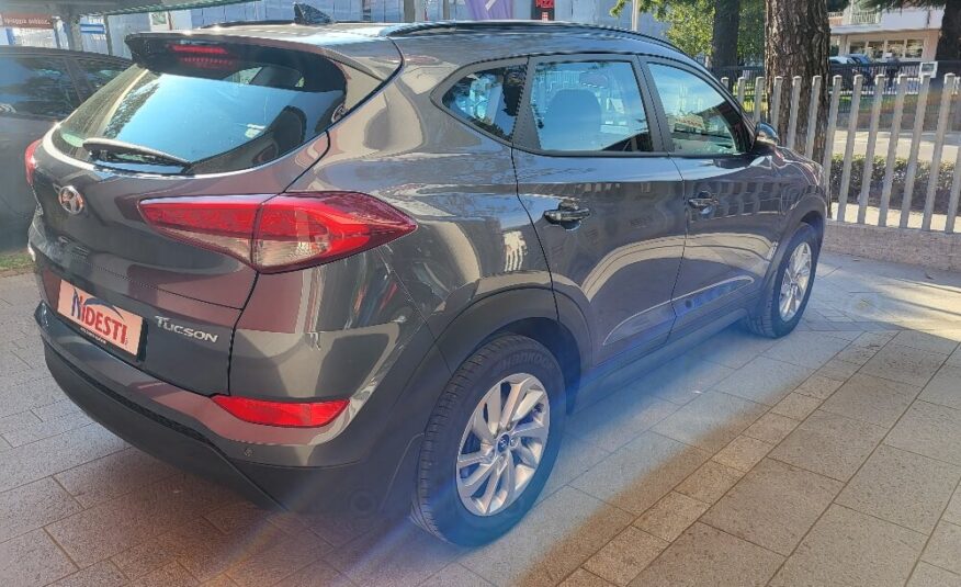 HYUNDAI TUCSON 1.7 crdi 142cv DCT X-POSSIBLE 2WD SUPER ACCESSORIATA!!!!