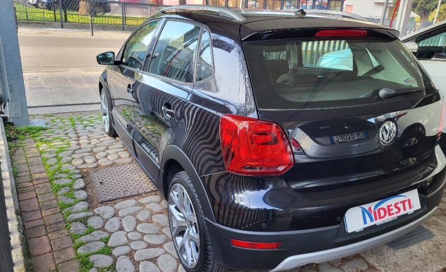 VOLKSWAGEN POLO CROSS 1.4 TDI – GUIDABILE DA NEOPATENTATI