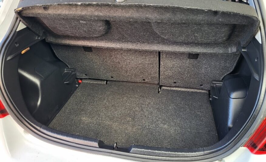 TOYOTA YARIS 1.0 69cv 5 PORTE LOUNGE – GUIDABILE DA NEOPATENTATI
