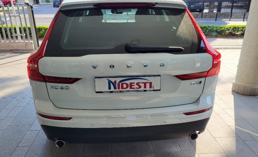 VOLVO XC60 MOD RESTYLING 2.0 D4 AWD BUSINESS GEARTRONIC 190cv