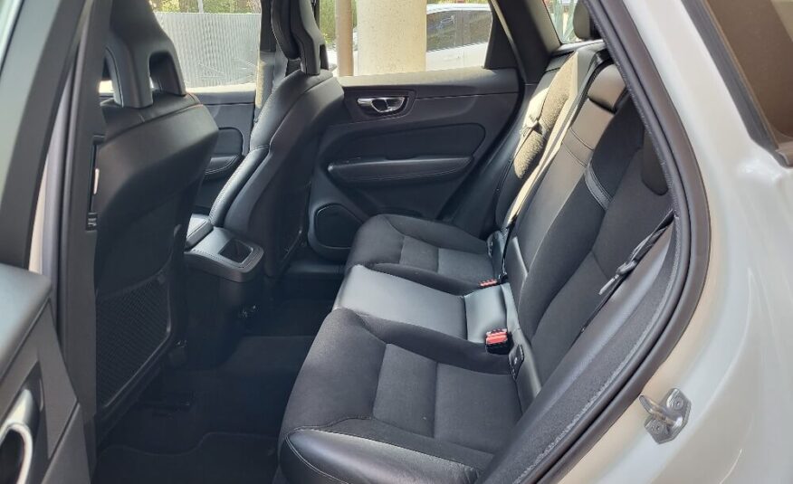 VOLVO XC60 MOD RESTYLING 2.0 D4 AWD BUSINESS GEARTRONIC 190cv