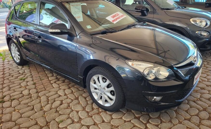 HYUNDAI i30 1.6 crdi 90cv COMFORT – UNICO PROPRIETARIO