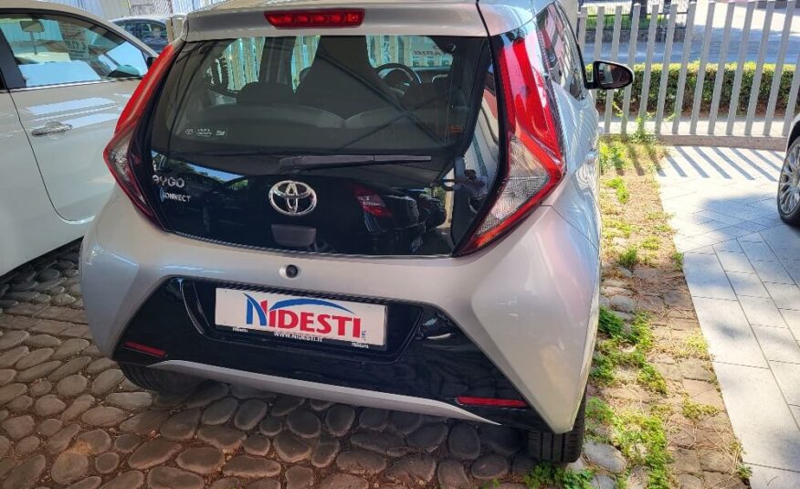 TOYOTA AYGO 1.0 72cv M-MT 5 PORTE CONNECT CAMBIO AUTOMATICO – GUIDABILE DA NEOPATENTATI