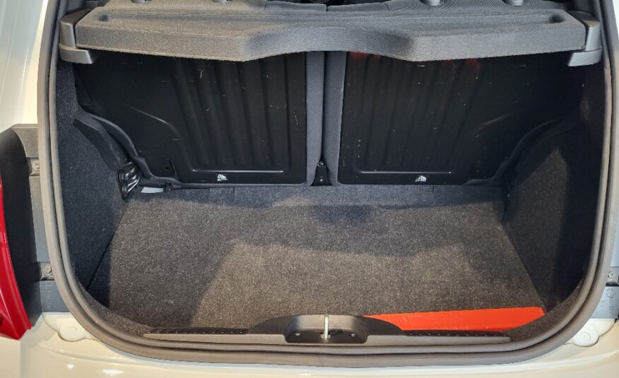 FIAT 500 1.0 70cv HYBRID DOLCEVITA + PACK COMFORT – OK NEOPATENTATI – SOLO 17.000 KM!!!!