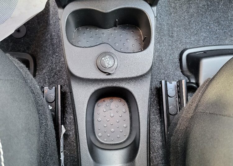 FIAT PANDA 1.0 70cv HYBRID CROSS – AZIENDALE – 2024 – DISPONIBILE SUBITO PRONTACONSEGNA !!!!