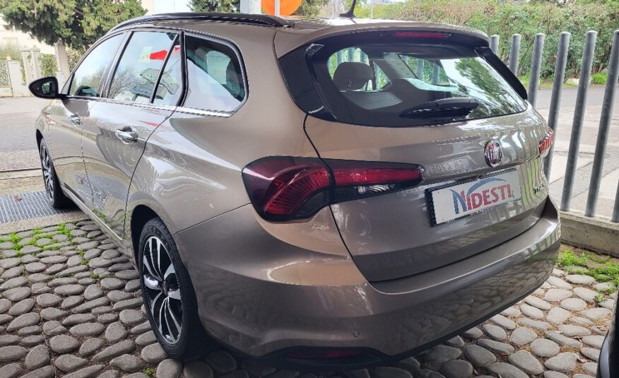 FIAT TIPO SW 1.4 T-JET 120cv LOUNGE CON IMPIANTO GPL