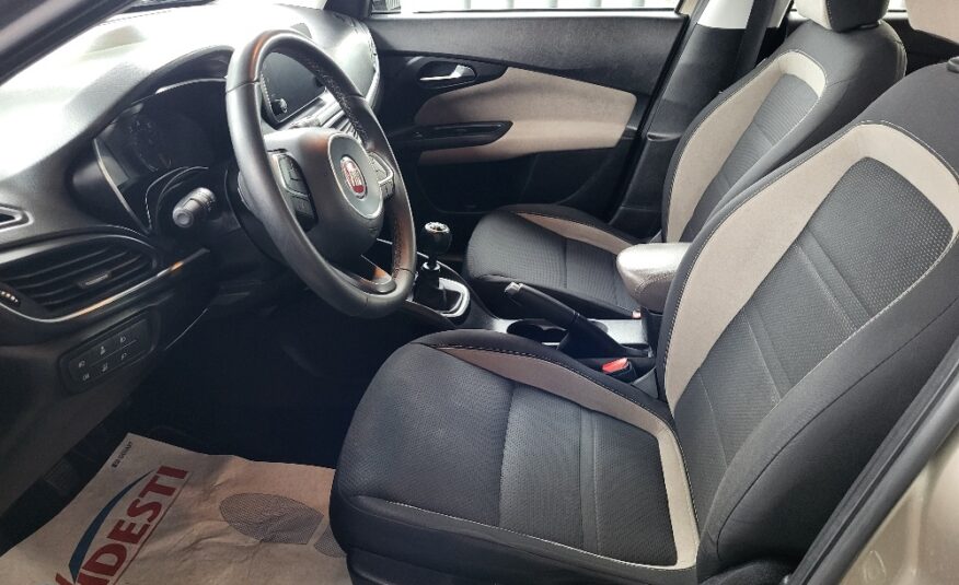 FIAT TIPO SW 1.4 T-JET 120cv LOUNGE CON IMPIANTO GPL