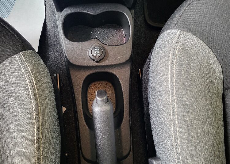 FIAT PANDA 1.0 70cv HYBRID – OK NEOPATENTATI
