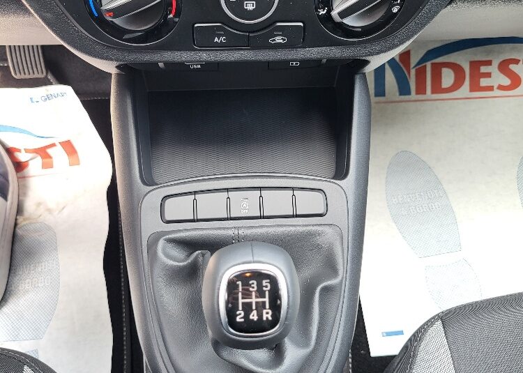 HYUNDAI i10 1.0 63cv CONNECTLINE – KM0 PROMO – OK NEOPATENTATI !!!