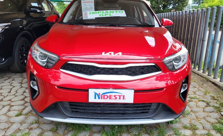 KIA STONIC 1.2 BENZINA CON IMPIANTO GPL ORIGINALE DALLA FABBRICA