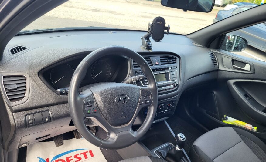 HYUNDAI i20 1.2 BENZINA CON IMPIANTO GPL ORIGINALE DALLA FABBRICA – OK NEOPATENTATI