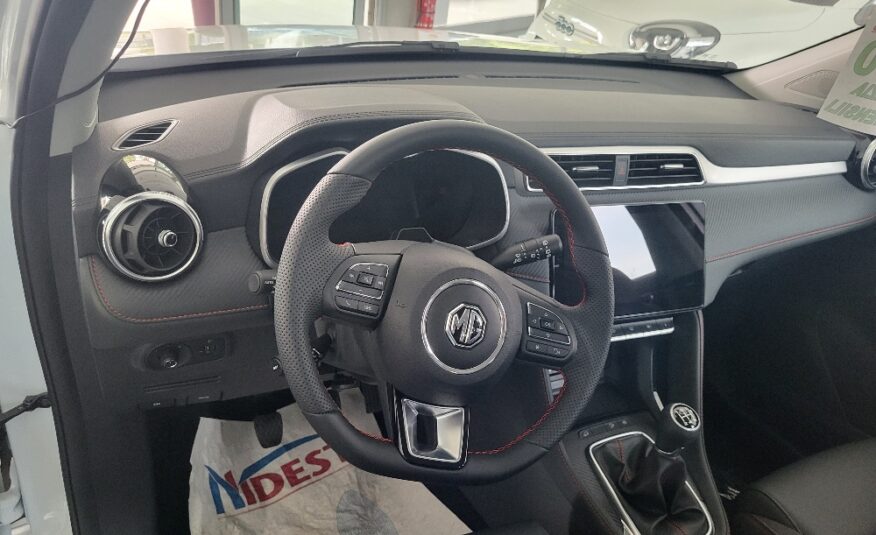 MG ZS 1.5 106cv LUXURY – KM0 – OK NEOPATENTATI