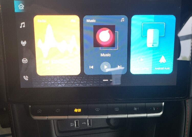 MG ZS 1.5 106cv LUXURY – KM0 – OK NEOPATENTATI