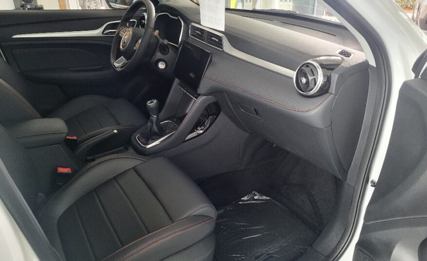 MG ZS 1.5 106cv LUXURY – KM0 – OK NEOPATENTATI
